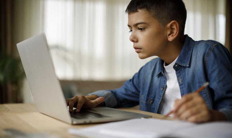 student does homework online